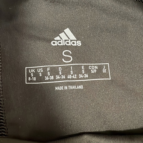 Adidas - Size S - Capris - Stretch material - Brand New - Picture 3 of 3